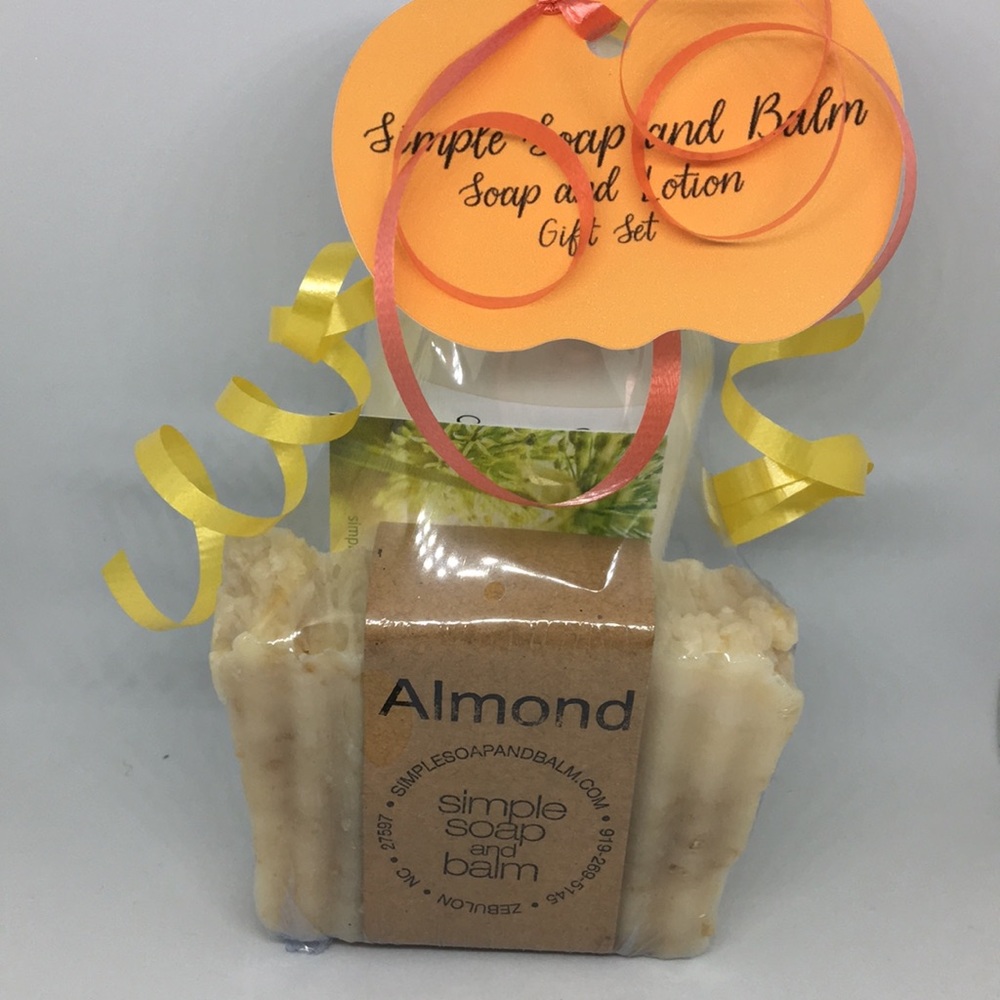 Almond soap and lotion gift set